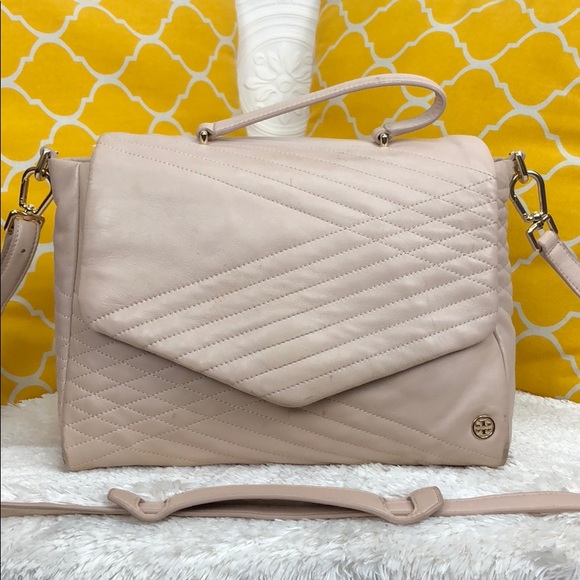 Tory Burch Handbags - 🌸OFFERS?🌸Tory Burch Leather Light Oak Crossbody